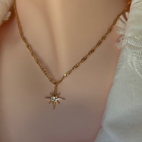 Anthropologie Jewelry - NEW | 18K Gold Plated Necklace with a Star Pendant 💫